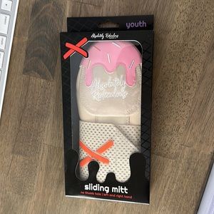 Absolutely Ridiculous YOUTH Sliding Mitt